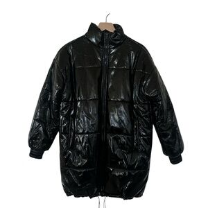 Forever 21 Women’s Shiny Black Puffer Jacket